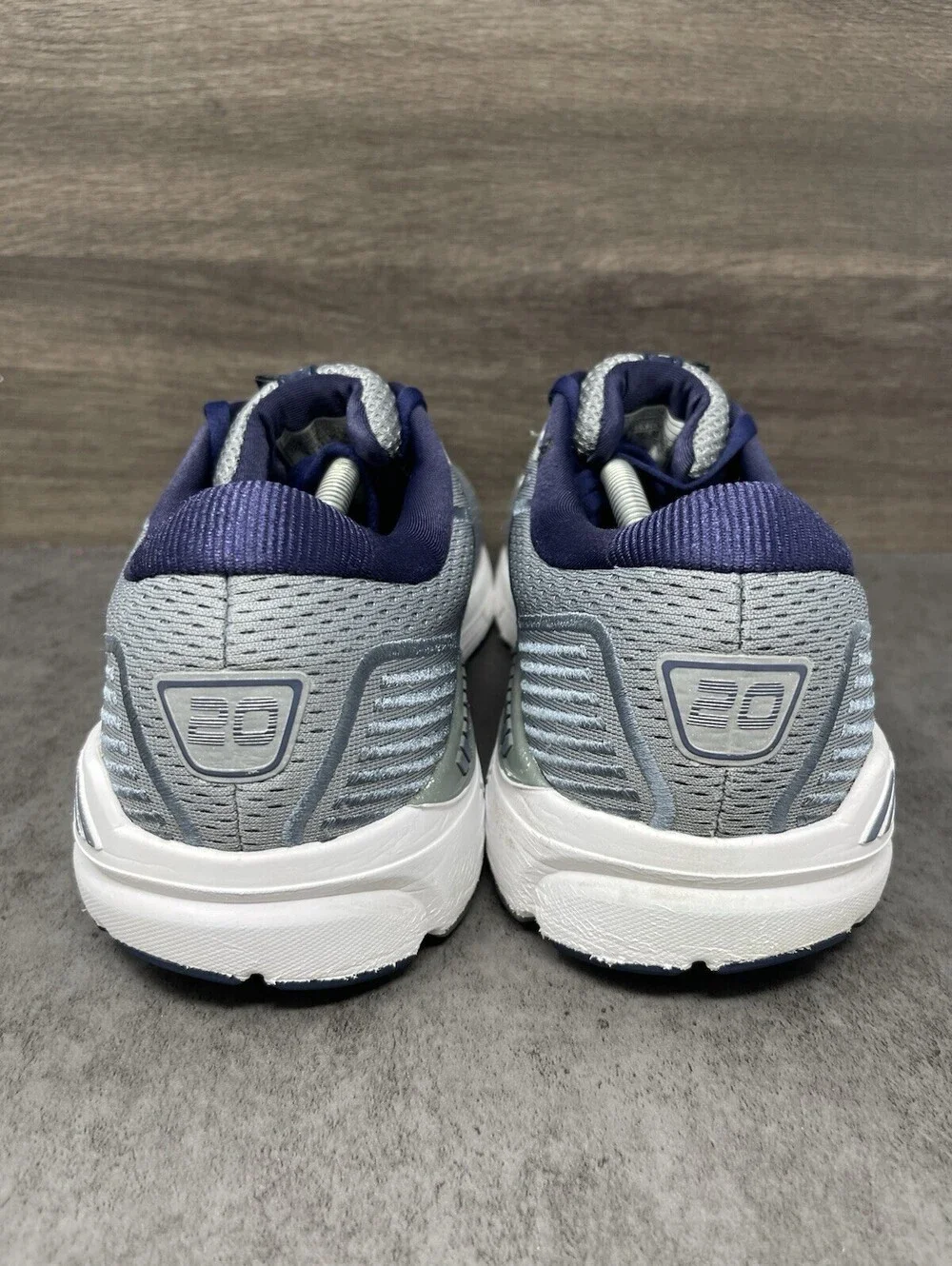 Brooks Beast GTS 22 Size 12 Mens Stability Running Shoes Gray Blue 1103271D491